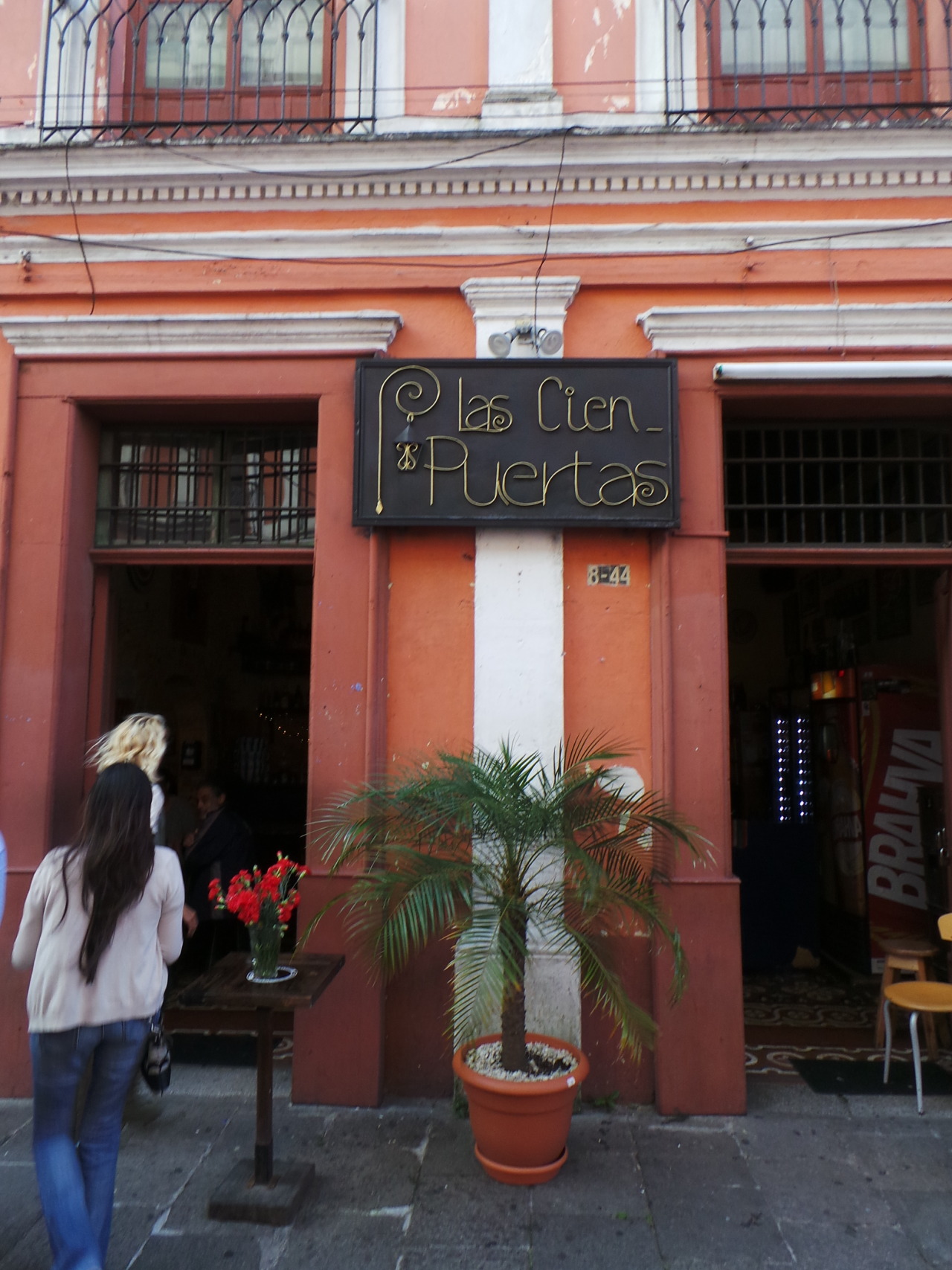 Las Cien Puertas 